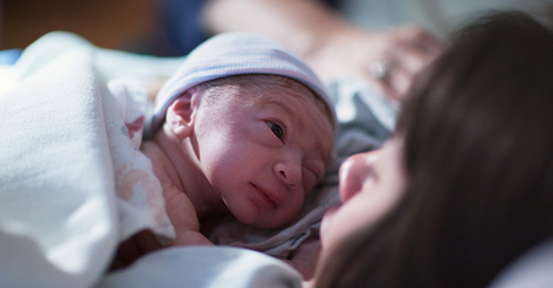 مدل عکس نوزاد در بیمارستان