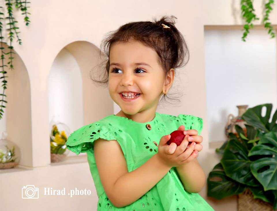  عکاسی کودک حرفه ای در جهانشهر